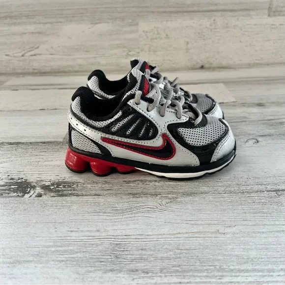 Nike Shoes Nike Shox Toddler Size C7 Colorsilverredblack Lace Up Low Top Poshmark
